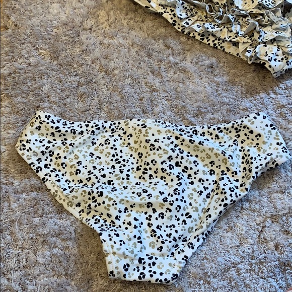 Bathing suit - Picture 3 of 4